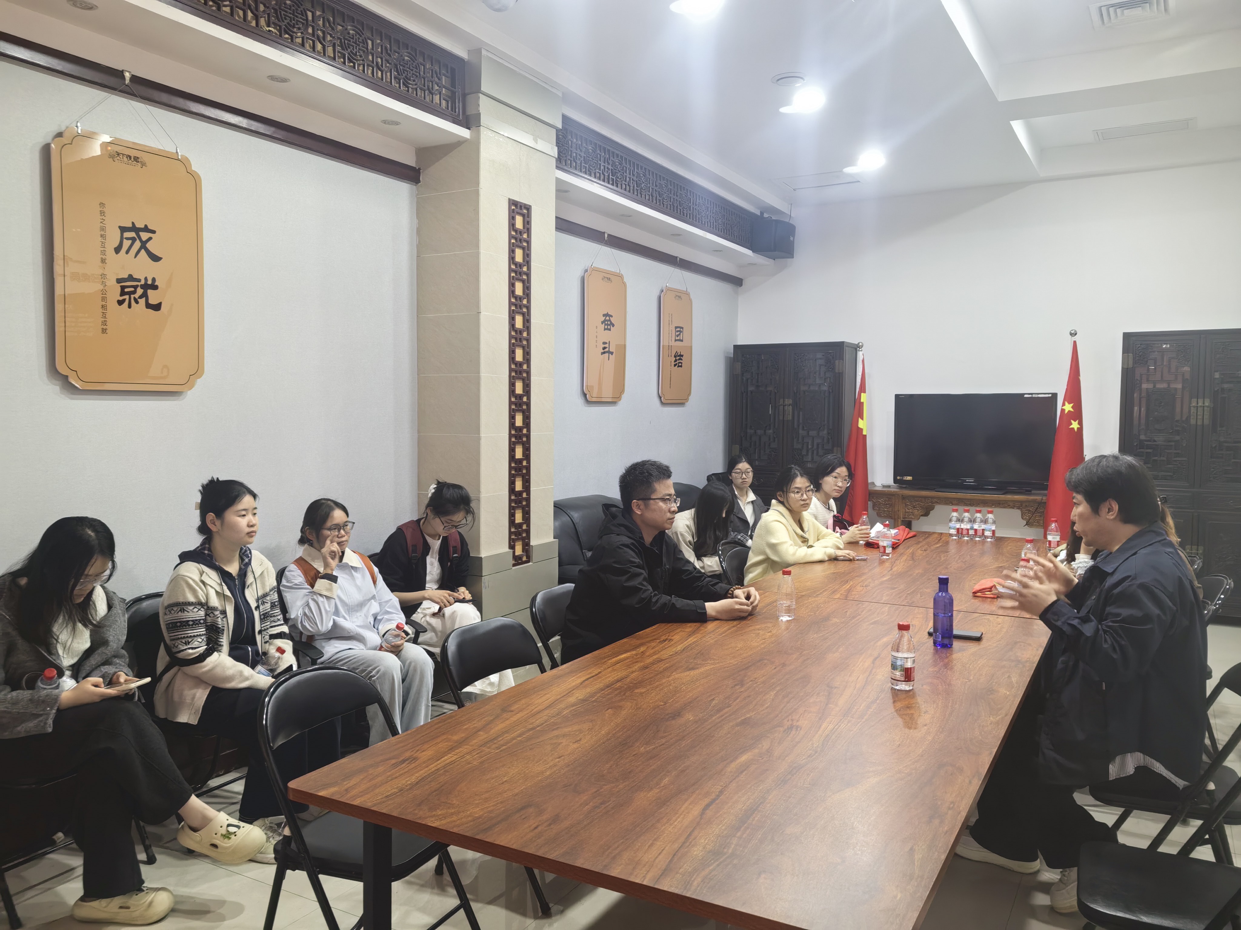 �������ֳ�